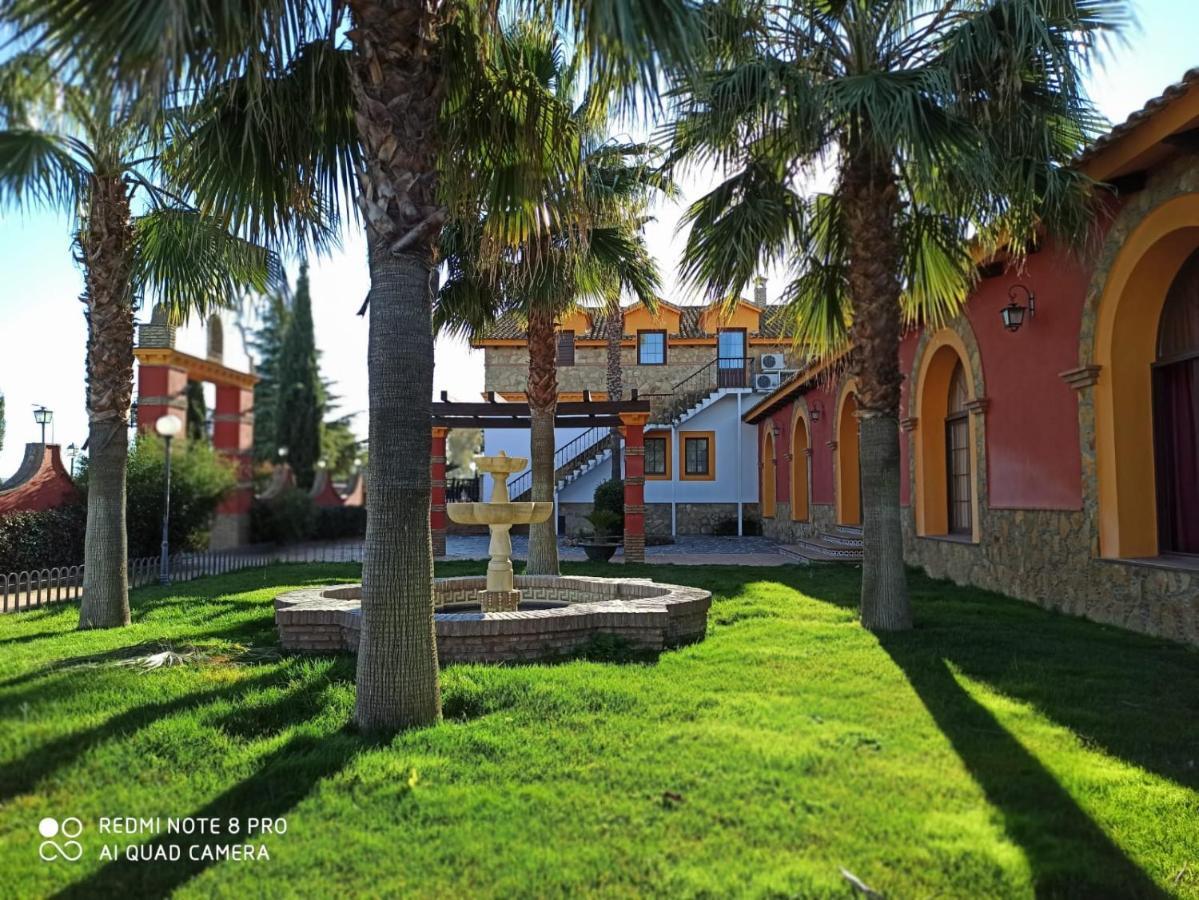 Hotel Rural Romero Torres Fuente Obejuna ภายนอก รูปภาพ